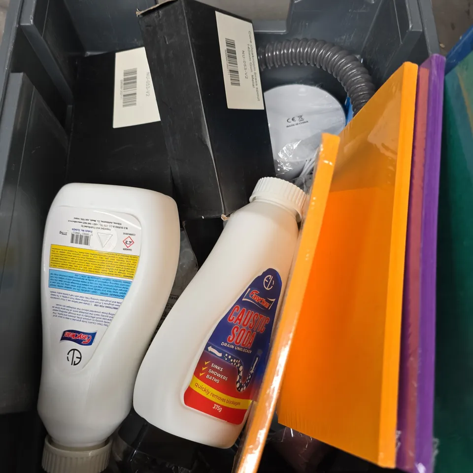APPROXIMATELY 15 ASSORTED HOUSEHOLD ITEMS TO INCLUDE CAUSTIC SODA, CRIMPIT, STATIONARY ETC