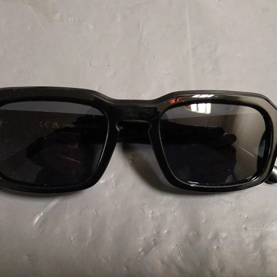 BOXED PAIR OF MELLER BLACK FRAMED GLASSES