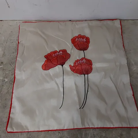 SQUARE DESIGNER FLORAL CUSHION COVER CREAM // 45CM X 45CM. // (1 ITEM)