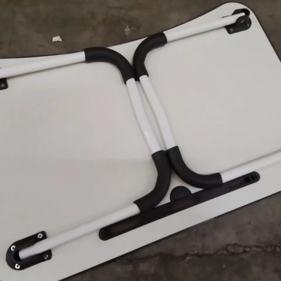 BOXED TRAY TABLE