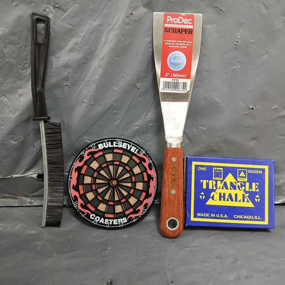 BOX OF APPROXIMATELY 15 ASSORTED ITEMS TO INCLUDE - TRIANGLE CHALK ,PRO DEC SCRAPER , DART BOARD COASTER ETC