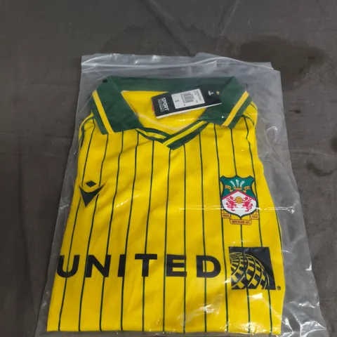 WREXHAM FC FOOTBALL JERSEY SIZE S 
