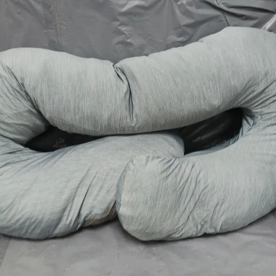 PHARMEDOC PREGNANCY PILLOW IN BLUE