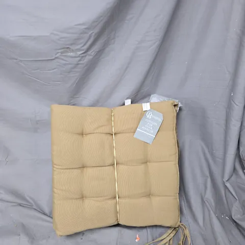 BEIGE CHAIR CUSHIONS 40X40 CM – SET OF 4