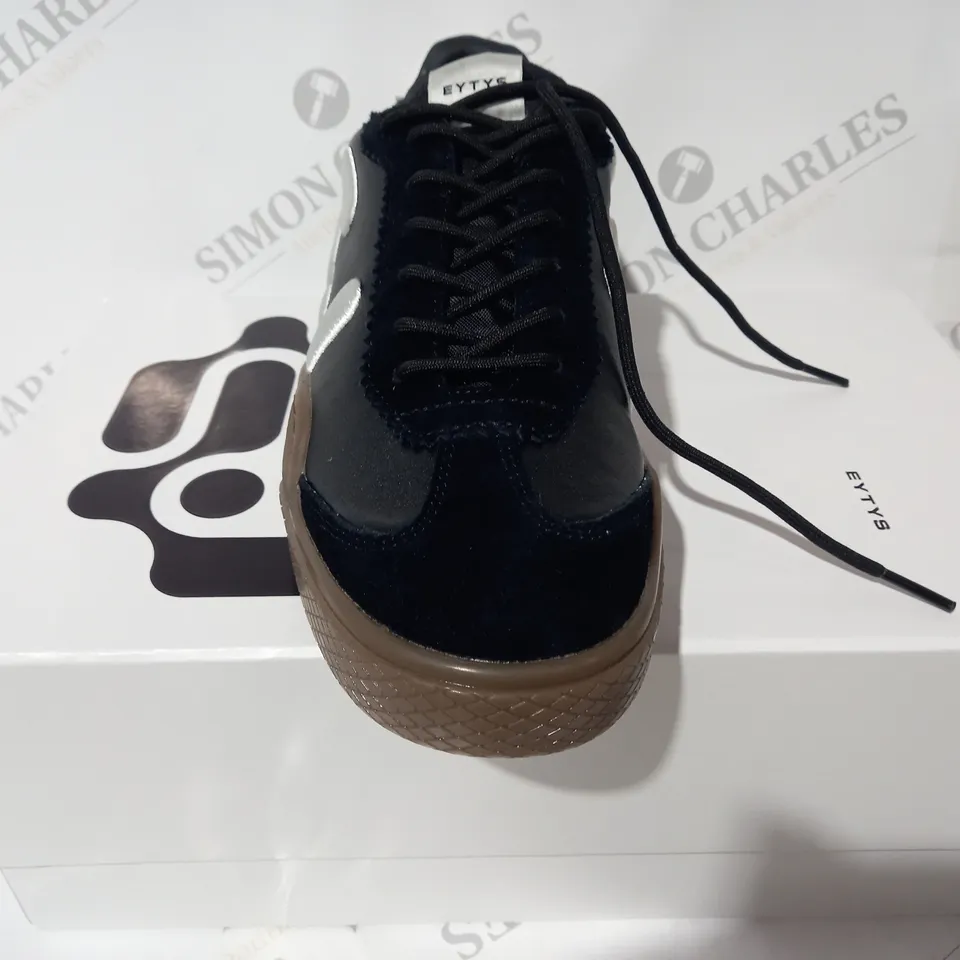 BOXED PAIR OF EYTYS SANTOS SHOE SIN BLACK UK SIZE 7.5