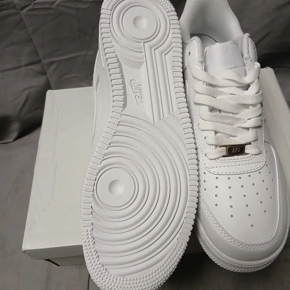 NIKE AIR FORCE 1 '07 PURE WHITE TRAINERS, UK 8 (US 9)