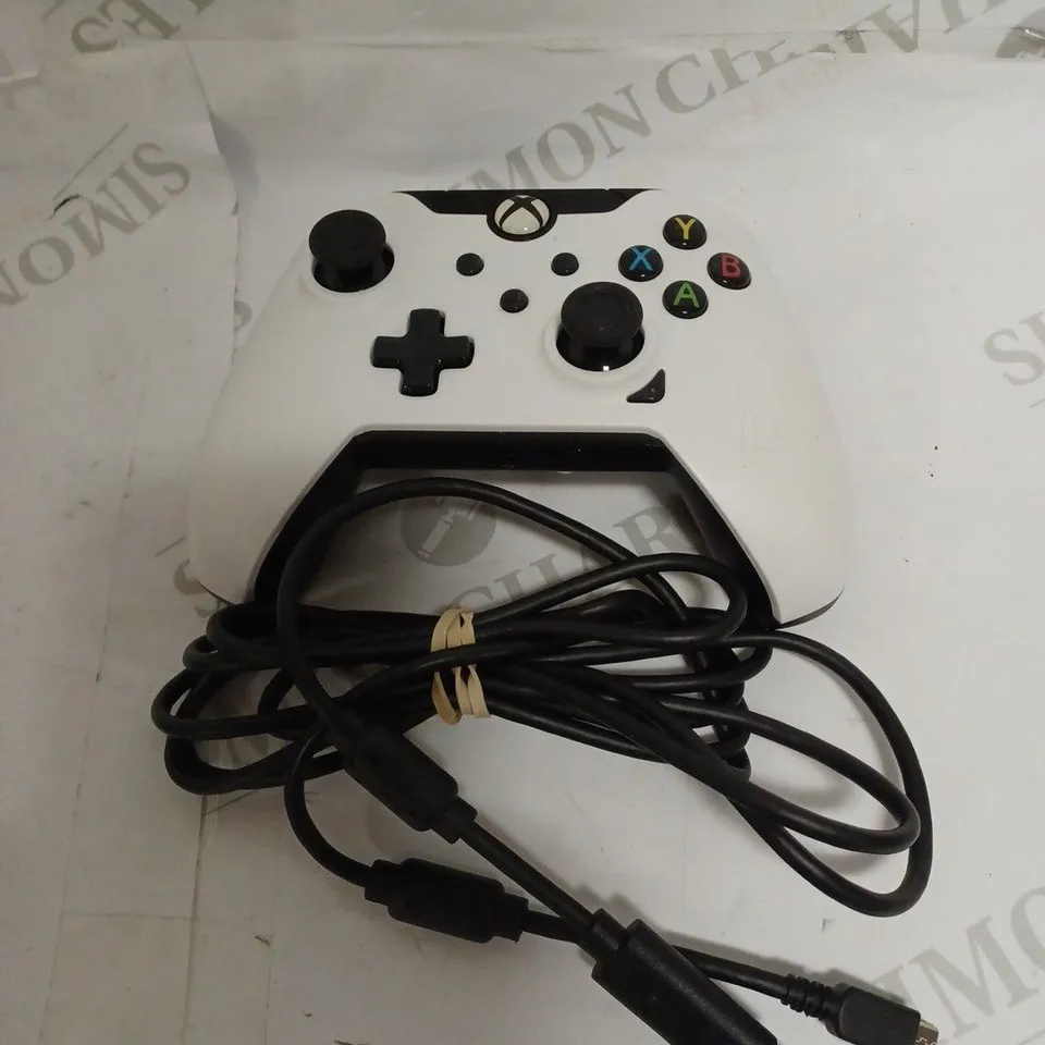 PDP ION WHITE XBOX WIRED CONTROLLER