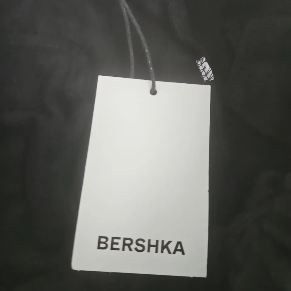 BERSHKA BLACK DRAWSTRING JOGGER TROUSERS – EU 40 / US L BARREL LEG 