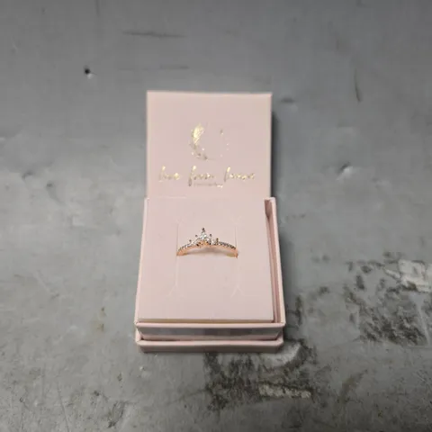BOXED LOVE FROM LAURA CROWN RING 