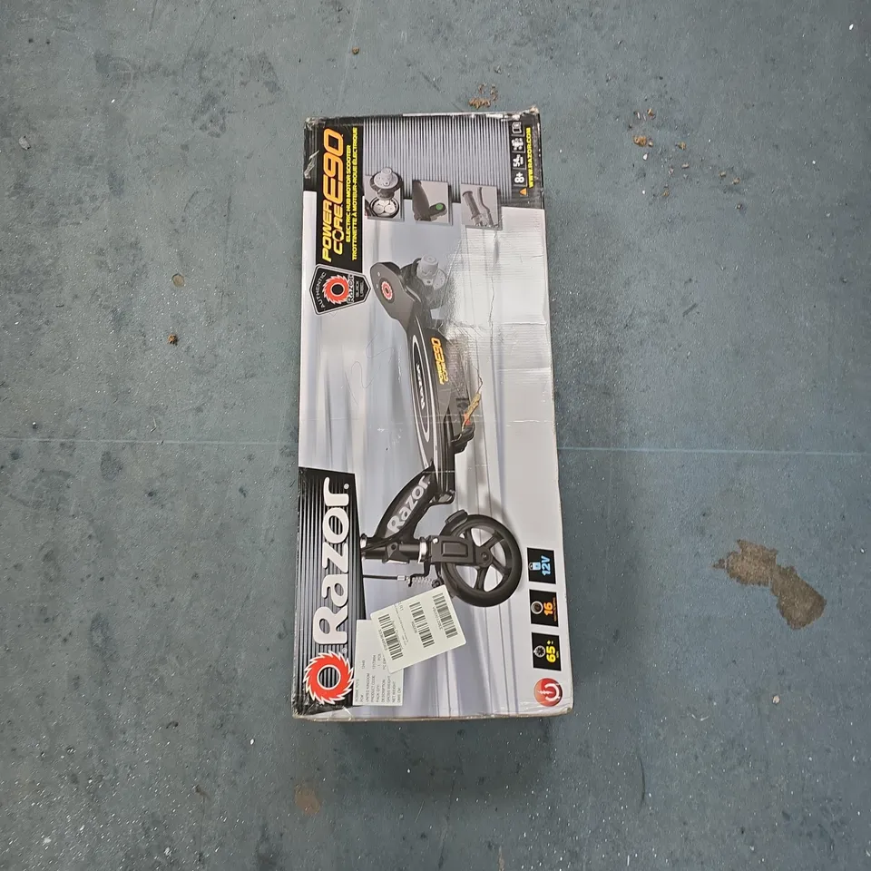 BOXED RAZOR POWERCORE E90 ELECTRIC SCOOTER IN BLACK - COLLECTION ONLY