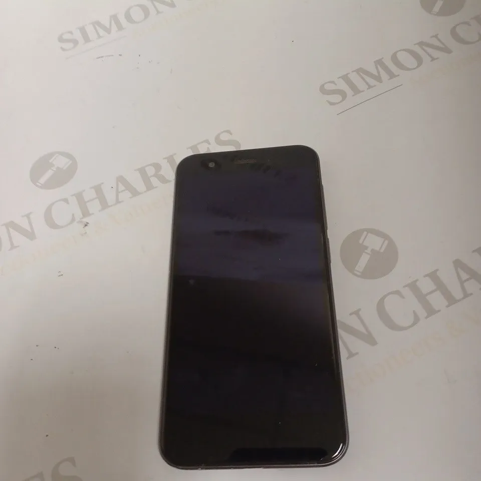 VODAFONE SMART PHONE VFD 600