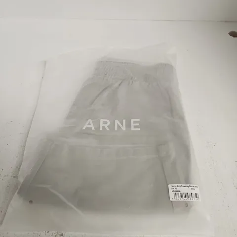 ARNE TAILORED CHINO DRAWSTRING SHORT – STONE, UK XS