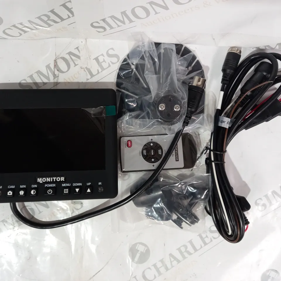 BRAND NEW BOXED 5" COLOUR CAMERA MONITOR WITH 2 INPUTS - RAC5M