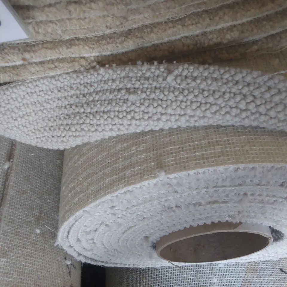 ROLL OF QUALITY LANDMARK RIVER SPEY CARPET - APPROXIMATELY 4 x 14.1m