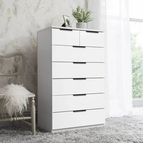 BOXED LAURA JAMES ESSIE 2 OVER 5 CHEST OF DRAWERS - PURE WHITE
