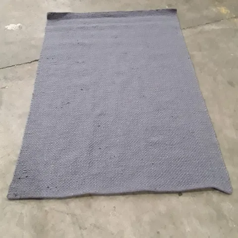 BLUE/GRAY RUG RUNNER β TEXTURED CARPET 175X120 APPROX