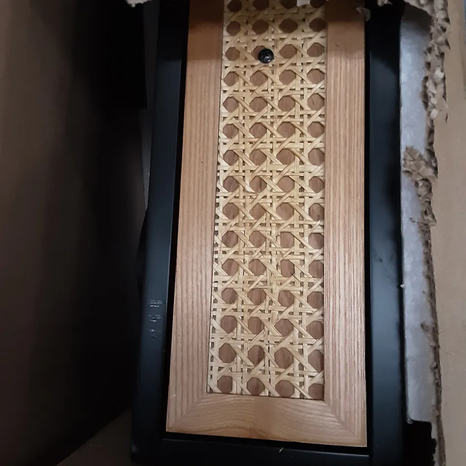 BOXED LEONA CONSOLE TABLE