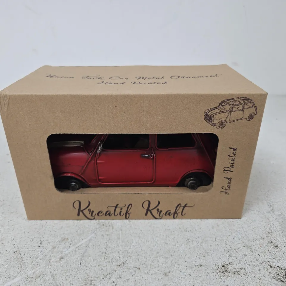 UNION JACK CAR METAL ORNAMENT – HAND PAINTED