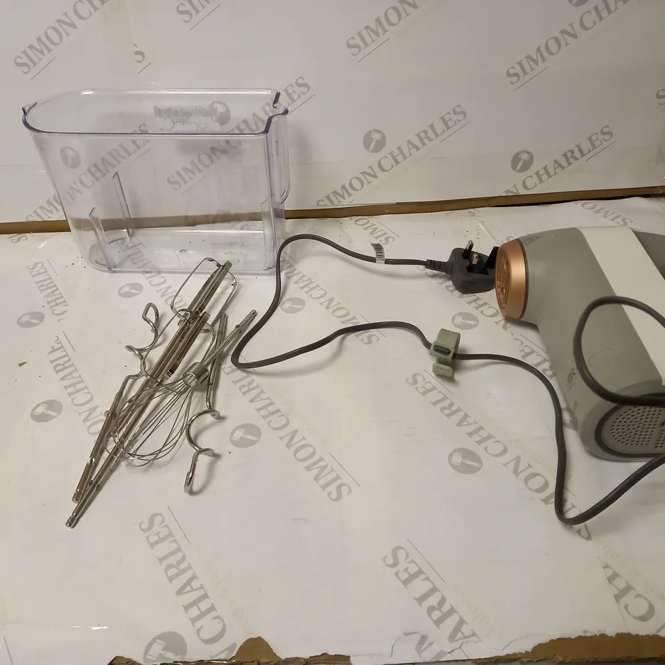 BREVILLE HEATSOFT HAND MIXER 