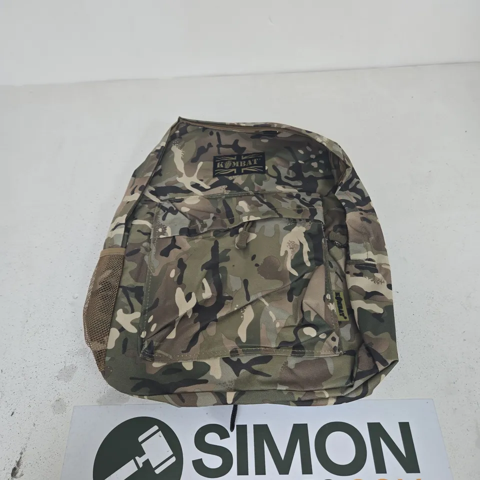 KOMBAT STREET PACK 20L CAMOUFLAGE BACKPACK