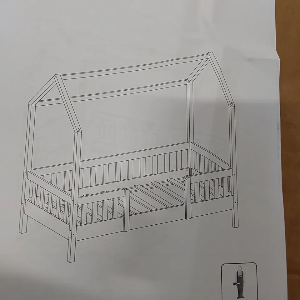 BOXED BETT BIXBY IN WHITE (1 BOX)