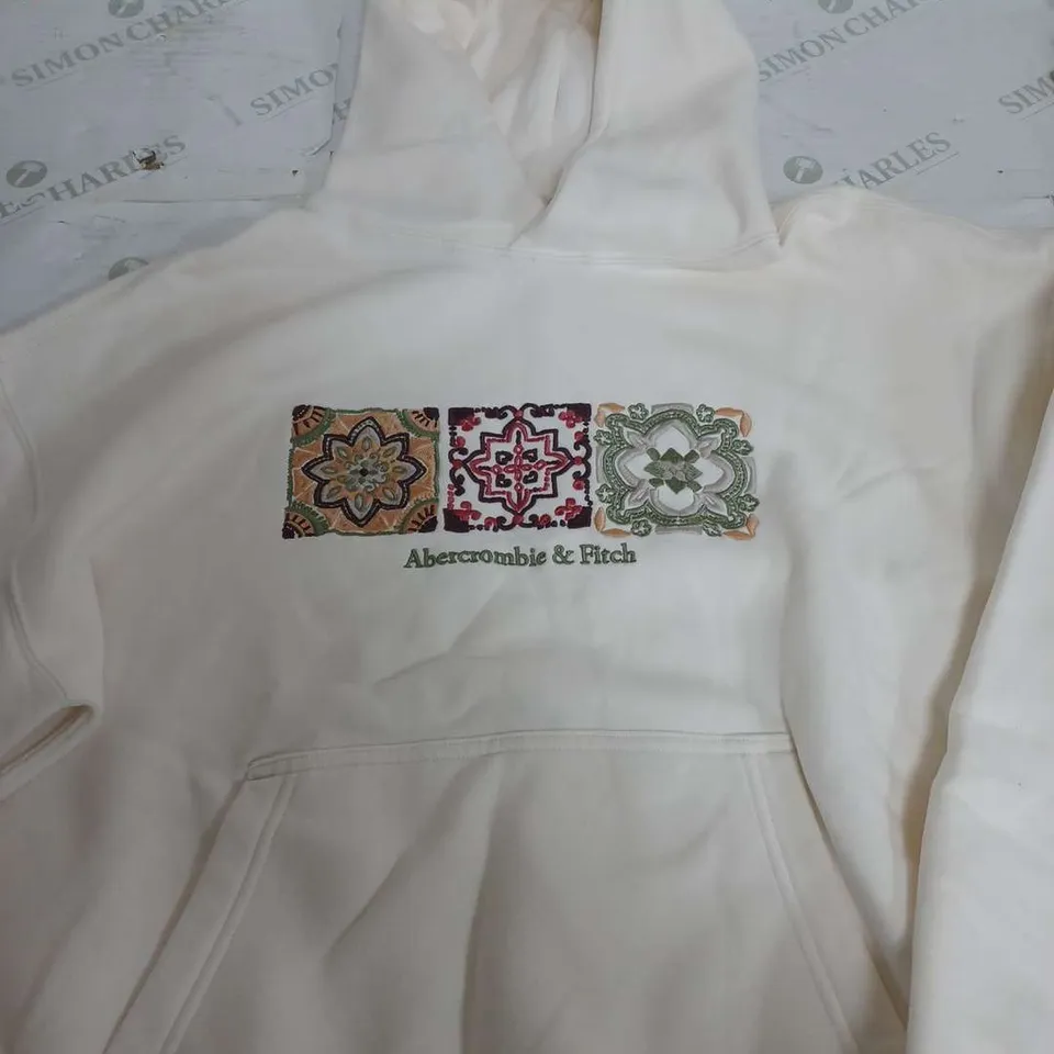 ABERCROMBIE & FITCH WHITE SOFT HOODIE - SMALL