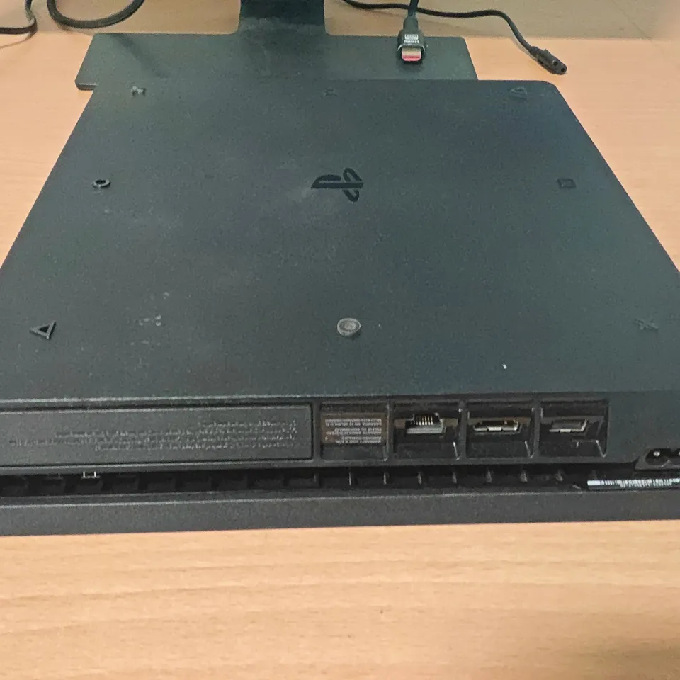 UNBOXED PLAYSTATION 4 CONSOLE