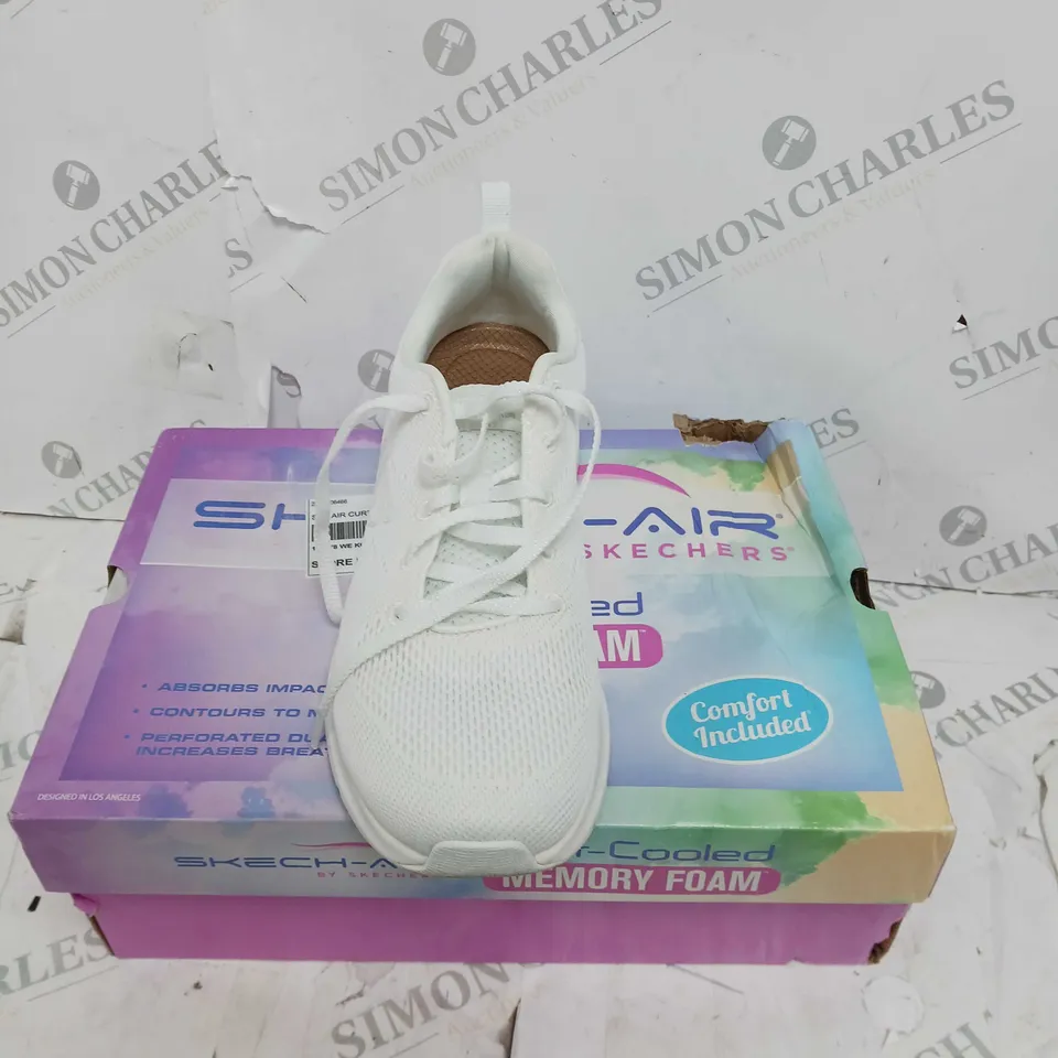 BOXED PAIR OF SKETCHERS AIR COOLED TRAINER WHITE SIZE 6