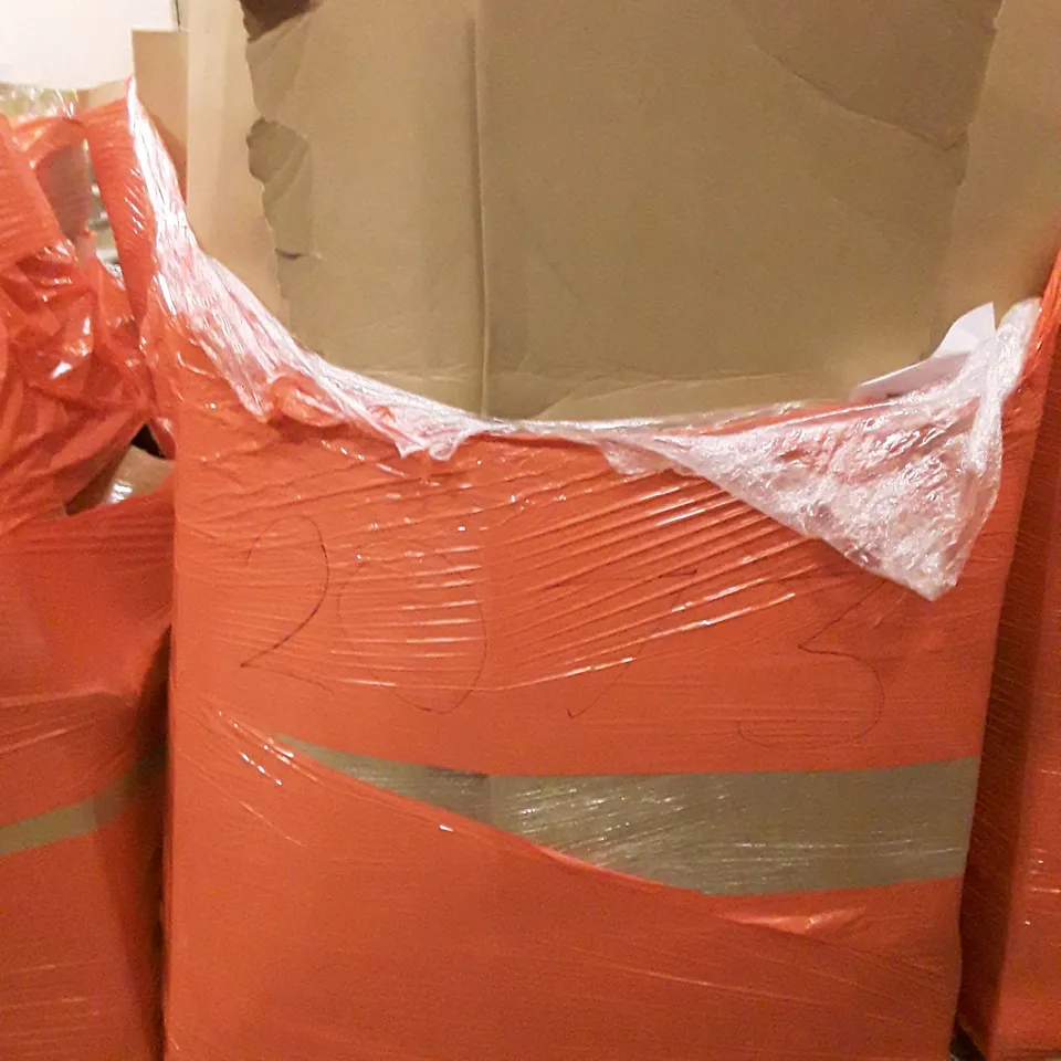 PALLET OF ASSORTED PRODUCTS INCLUDING ALUMINIUM ALLOY MIRROR, COOKWARE SET, ACCSTORE NON-WOVEN FABRIC WARDROBE, TOILET SAFETY FRAME, KOOLLA ELETRIC OVEN 