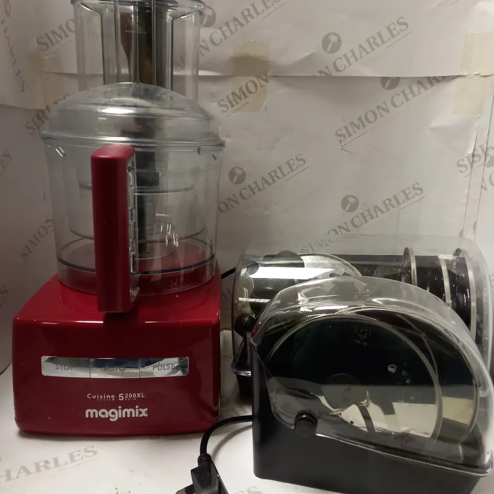 MAGIMIX CUISINE SYSTEM 5200 XL	