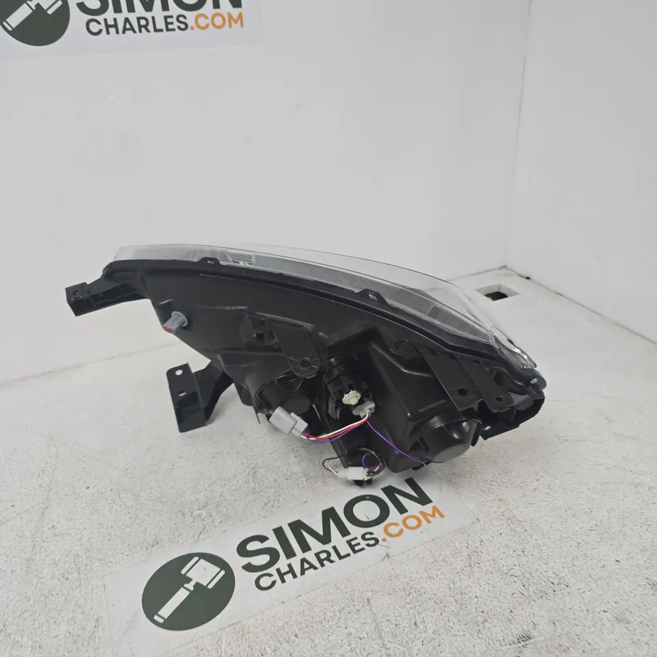CAR HEADLIGHT ASSEMBLY WITH LED DRLS – UNIT 