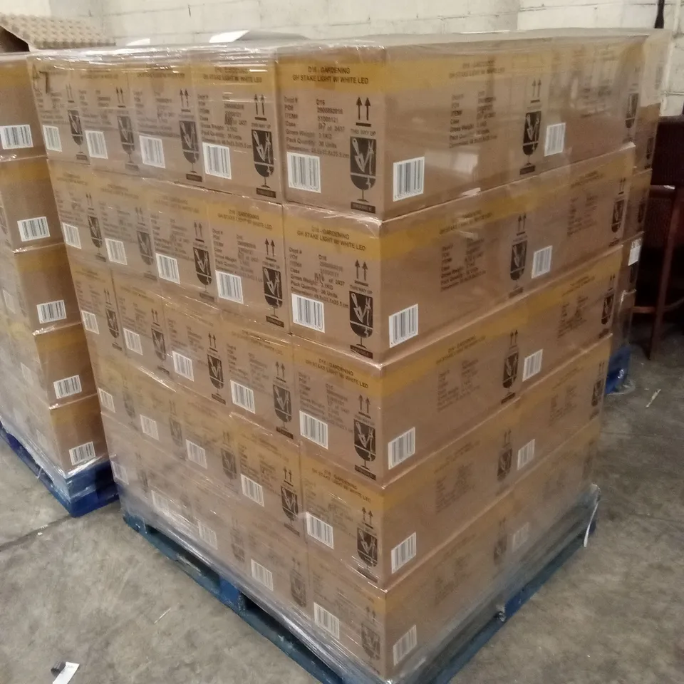 PALLET TO CONTAIN APPROXIMATELY 50 BOXES OF BRAND NEW GARDEN SOLAR STAKE LIGHTS // 36 STAKE LIGHTS PER BOX