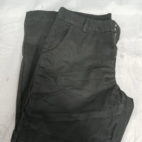 KAFFE BLACK WOMEN'S TROUSERS (EU 40)