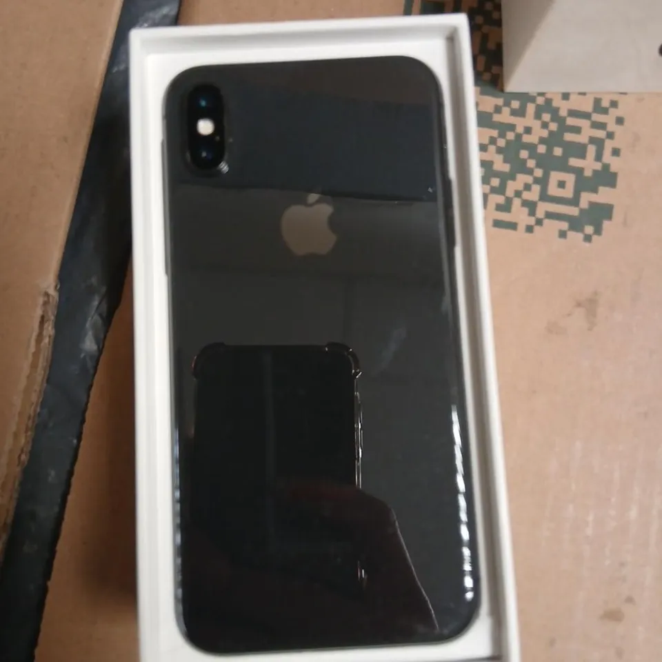 APPLE IPHONE XS SPACE GRAY 64GB – BOXED
