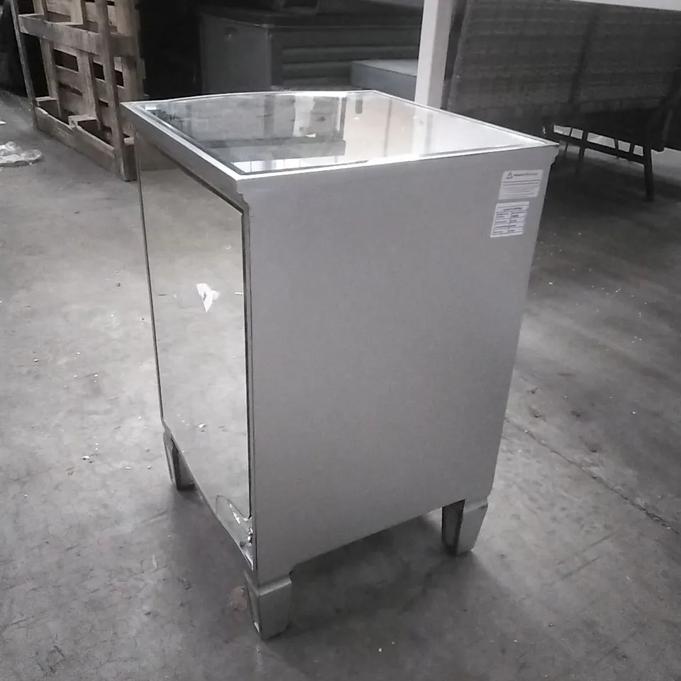 BENNET MIRRORED 2 DRAWER BEDSIDE TABLE