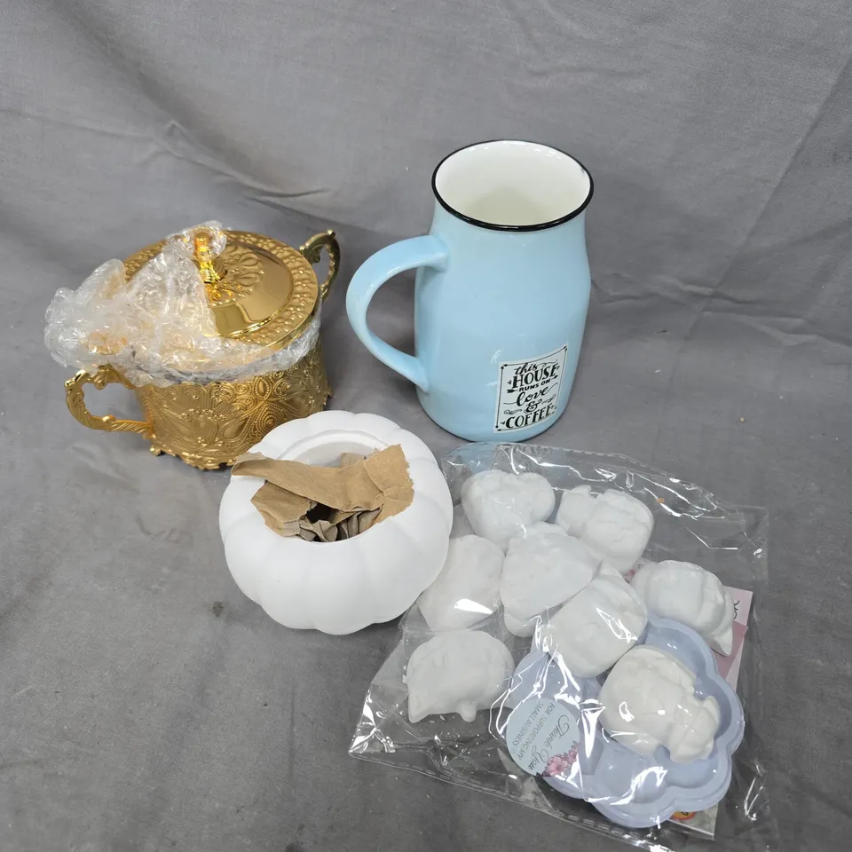 APPROXIMATELY 5 ASSORTED HOUSEHOLD PRODUCTS TO INCLUDE HOME DECOR, MINI CONTAINER ETC 