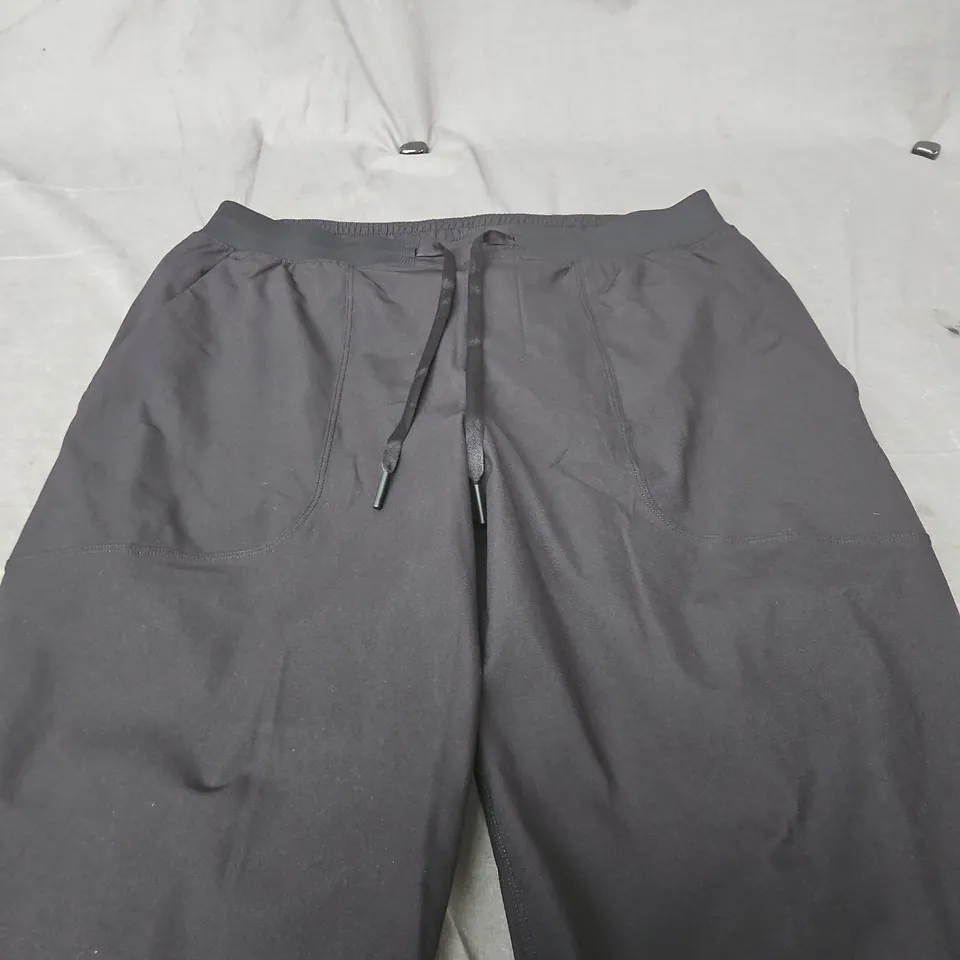 LULULEMON  ATHLETIC PANTS – BLACK – UK LARGE