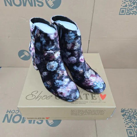 SHOE-COLATE FLORAL PRINT ANKLE BOOTS – UK 7.5