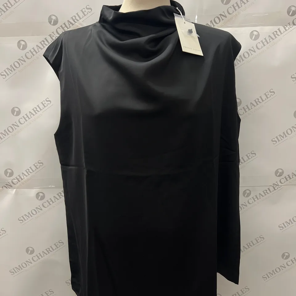 PRETTY LAVISH FARRAH FUNNEL NECK BLOUSE IN BLACK SIZE M