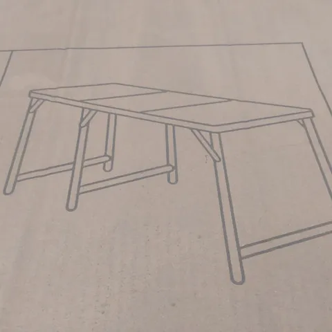 PALLET CONTAINING A VERY LARGE QUANTITY OF METAL FOLDING TABLES ECT