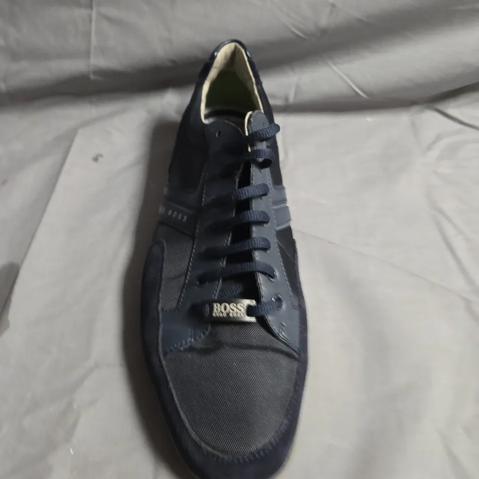 UNBOXED PAIR OF HUGO BOSS TRAINERS - UK SIZE UNSPECIFIED