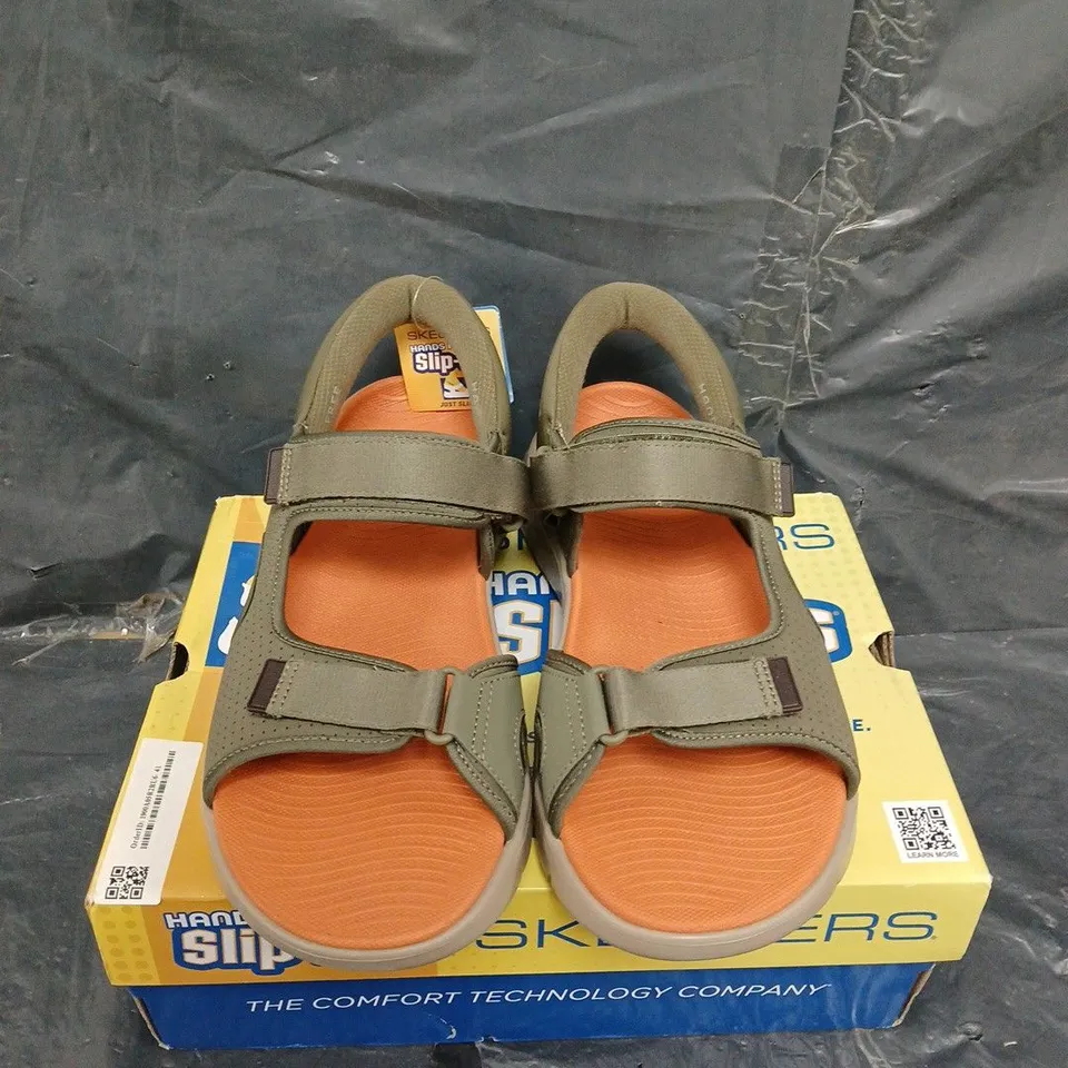 BOXED PAIR OF SKECHERS GO WALK FLEX SANDALS - UK SIZE 10