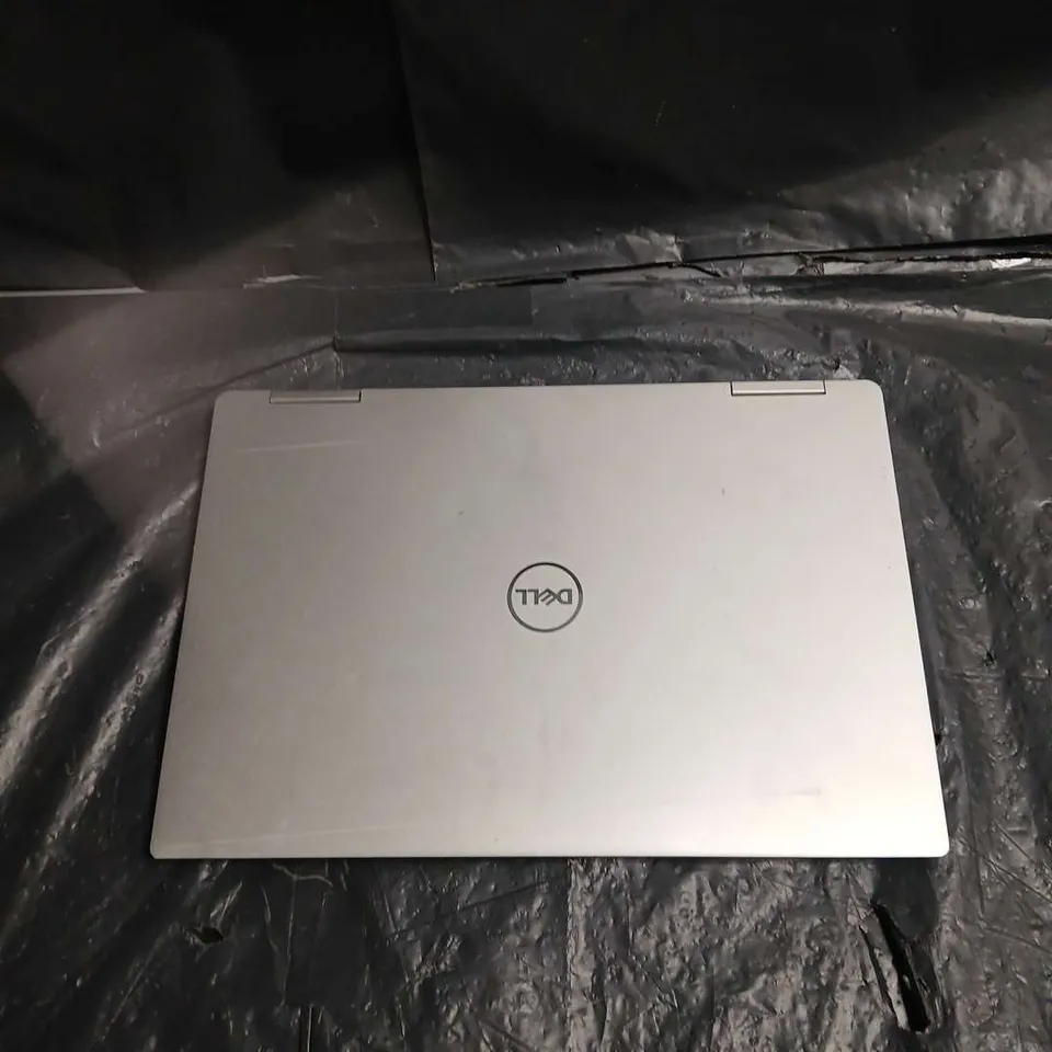 DELL XPS LAPTOP – SILVER