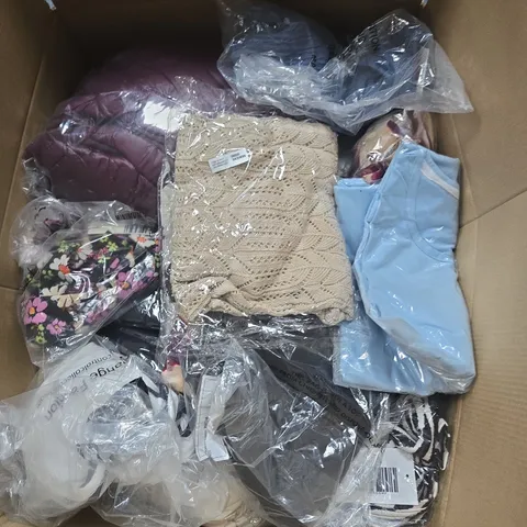 LARGE BOX OF APPROX 20 ASSORTED CLOTHING ITEMS IN VARIOUS STYLES , SIZES AND COLORS