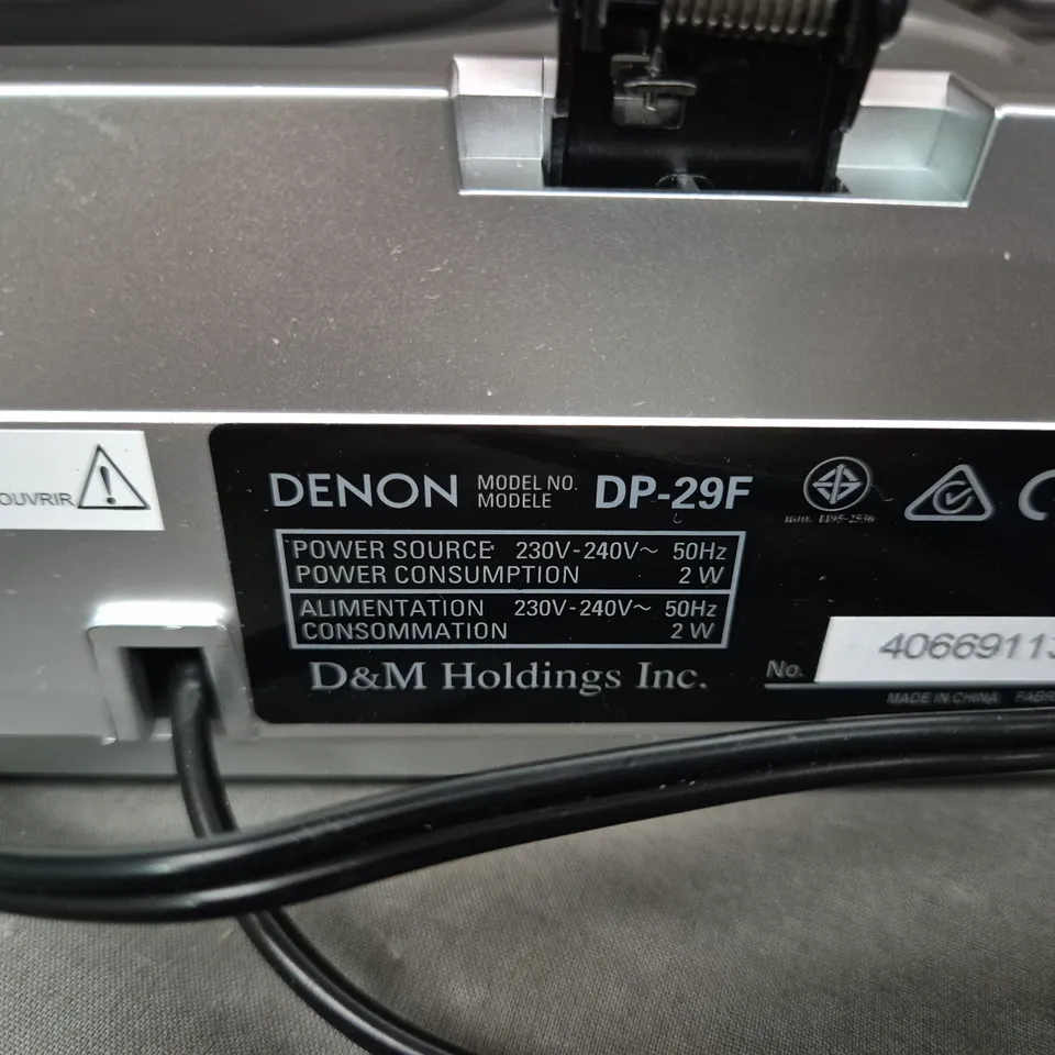 DENON DP-29F FULLY AUTOMATIC TURNTABLE – SILVER WITH PURPLE-TINTED DUST COVER