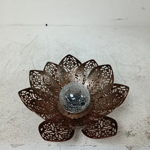BOXED SMART SOLAR DAMASQUE SOLAR LOTUS