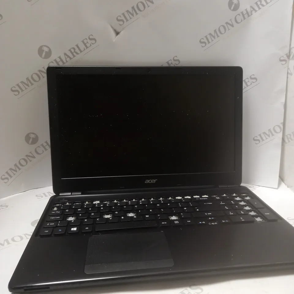 ACER TRAVELMATE NOTEBOOK IN BLACK