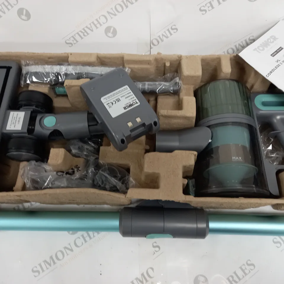 BOXED TOWER VL70FLEXI CORDLESS VACUUM CLEANER 