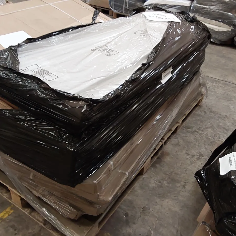 PALLET OF ASSORTED BATHROOM FURNITURE/FITTINGS PARTS INCLUDING; TAYLOR & MOORE SHOWER PANELS, LEDBURY BATH PANELS ECT