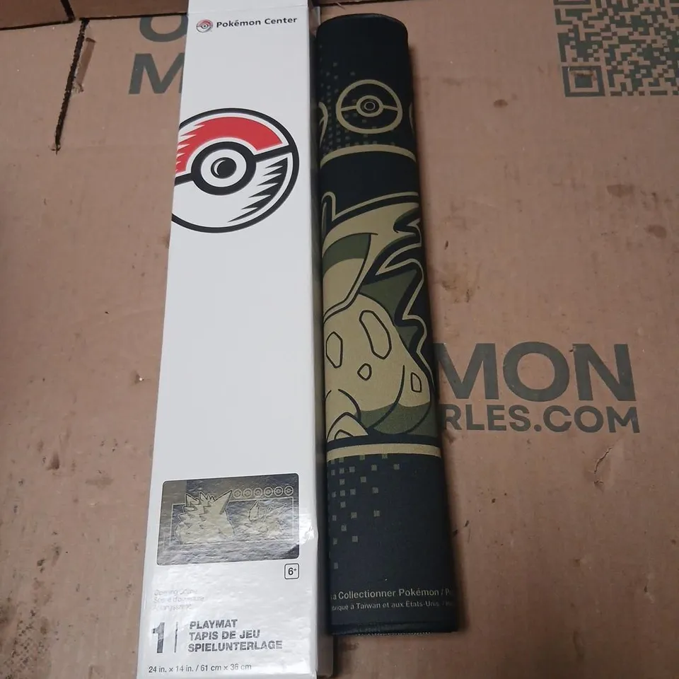 POKÉMON CENTER PLAYMAT – 61 X 36 CM (24 X 14 IN) – CARD GAME MAT, BOXED